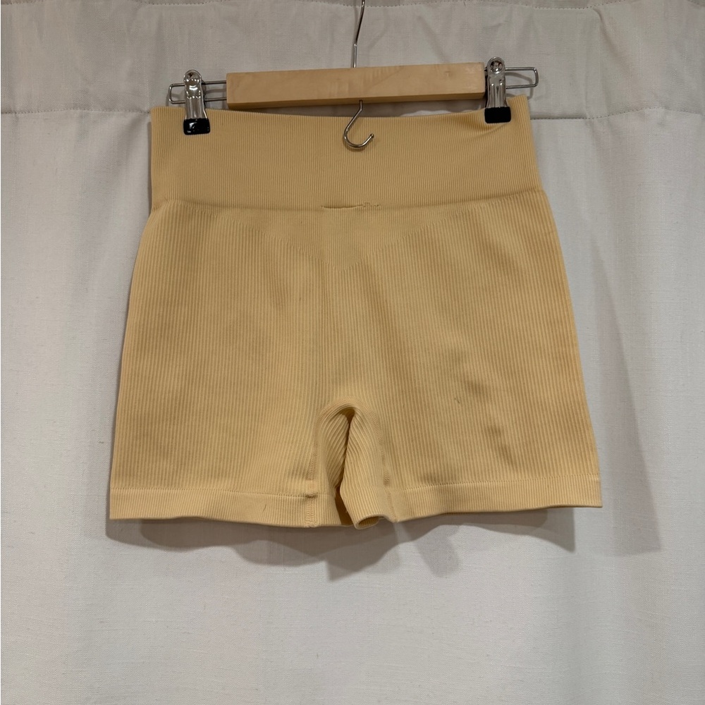 Women’s Ribbed Tank & Shorts Set - Yellow - Picture 6 of 8